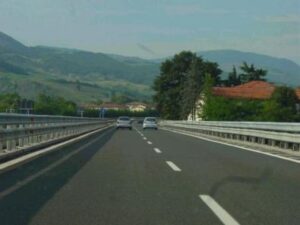Si sente male in autobus. Muore turista austriaca