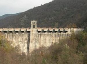 Una gita per riscoprire la diga