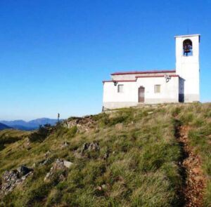 Cai: addobbi ad alta quota, torna il presepe sul Tobbio