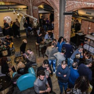 In Enoteca l’apericena benefico per la Protezione Civile
