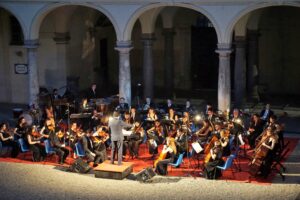 Madri Pie: concerto per promuovere il nuovo corso musicale