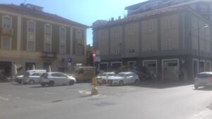 Via Torino: divieti e senso unico alternato per lavori