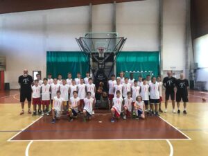 Red Basket: al Geirino l’unica macchina ”sparapalloni” del Piemonte