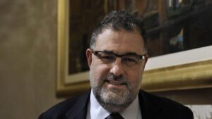 “Salvini studi la Costituzione su cui ha giurato”