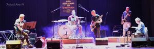 ”I musici di Guccini” inaugurano Attraverso Festival