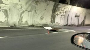 A26: nuovo cedimento in galleria, rimossa “ondulina”