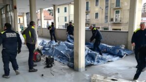 Coronavirus: tenda davanti al Pronto Soccorso di Ovada