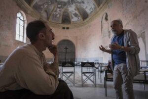 “Volevo nascondermi”: l’insostenibile bellezza della fragilità