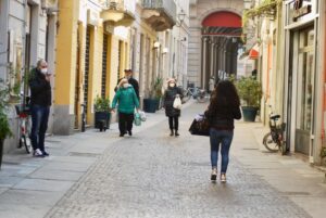 Vaccini per over 70 e persone vulnerabili: adesioni da lunedì 15