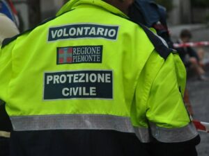 Vaccini, tocca ai volontari della Protezione civile