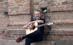Beppe Gambetta torna con l’Acoustic Night