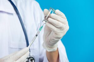 Vaccini, accesso diretto per gli under 19: come fare