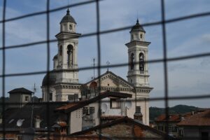 Parrocchia, visita sul campanile. Ovada dal punto più alto