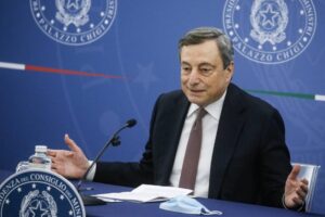 Green Pass ‘rafforzato’ e nuove limitazioni: cosa cambia