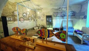 Bianchi e Peruzzo, mostra a due mani fra arte e riciclo