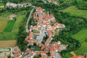 Ripopolare i borghi di montagna: 25 domande per l’Alessandrino