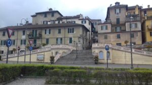 Piazza Castello: al via il recupero della scalinata e dei locali