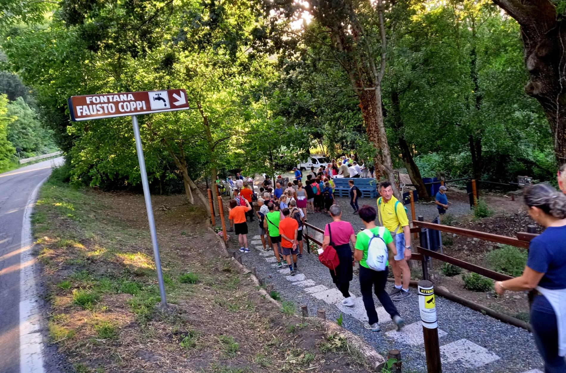 Amici del Borgo: colazione del ciclista alla Fontana Coppi