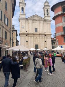 Natale, manifestazione per la pace in piazza Assunta