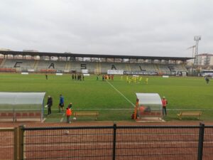Derby di Coppa al Derthona, ma il match di Casale continua fuori dal campo