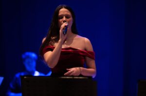 Silvia Ivaldi “Studio canto e sogno Sanremo”