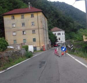 Gnocchetto, residenti prigionieri delle auto nei week end