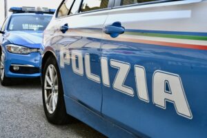 Novi Ligure: ruba i bagagli agli sconosciuti con cui viaggiava