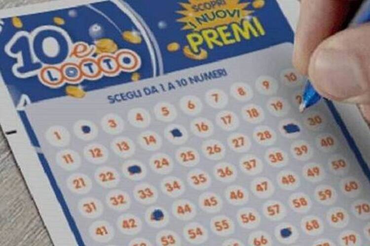 Novi, doppietta al 10eLotto: in città vincita da 33.500 euro