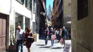 Torna il Mercatino: bancarelle in centro per il 1° maggio