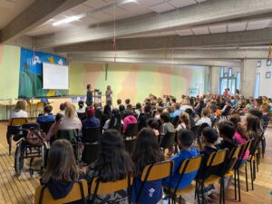 Clima: l’Istituto Pertini a scuola con l’Aeronautica