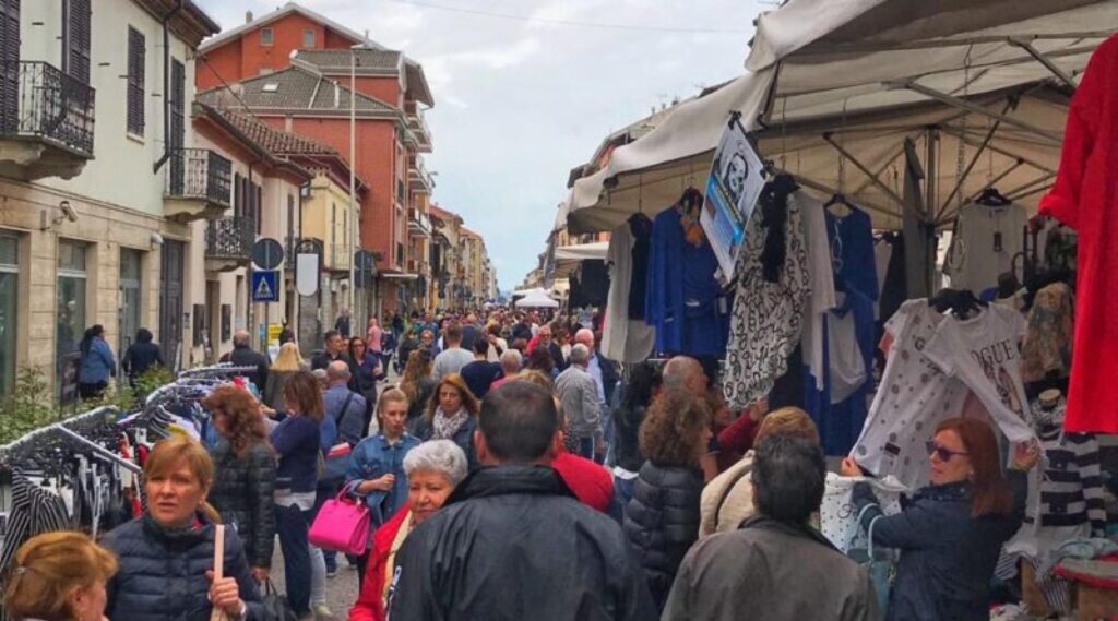 Alessandria, presepi e luci con la Fondazione