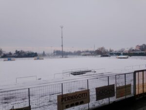 Neve sui campi, già quindici gare rinviate