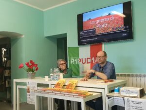 Incontri d’autore: mattinata a scuola per “Mille papaveri rossi”