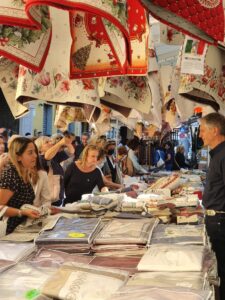 Gli Ambulanti di Forte dei Marmi tornano a Tortona l’8 marzo