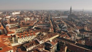 Desertificazione commerciale in Piemonte: centri storici, -27,2% di negozi in 13 anni